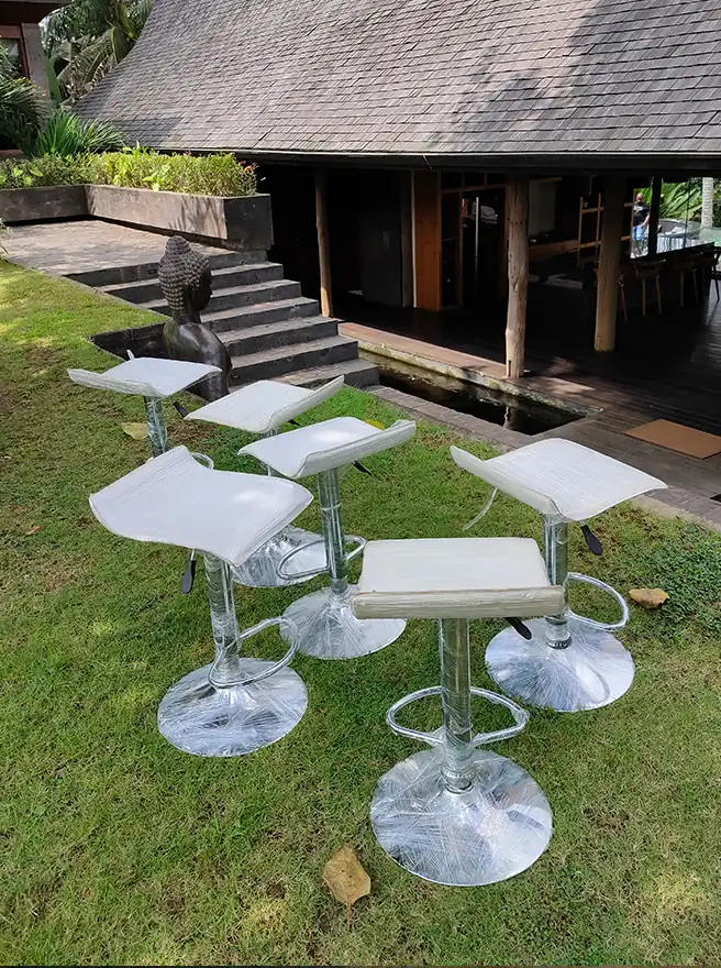 sewa kursi barstool bali,rental barstool di bali,sewa kursi tinggi di bali,sewa kursi pameran bali lombok