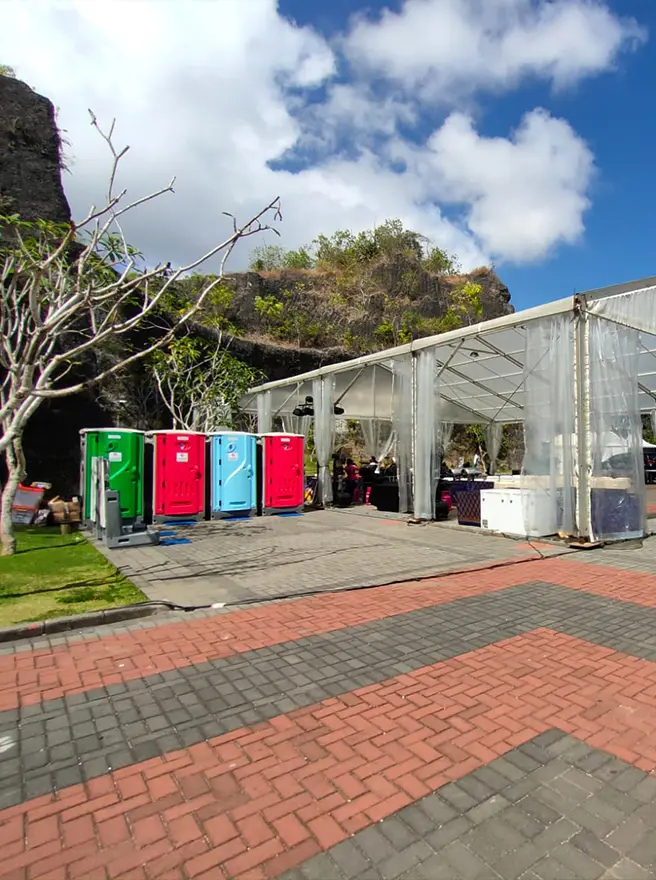 sewa toilet portable bali,rental portable toilet bali,sewa wc portebel bali